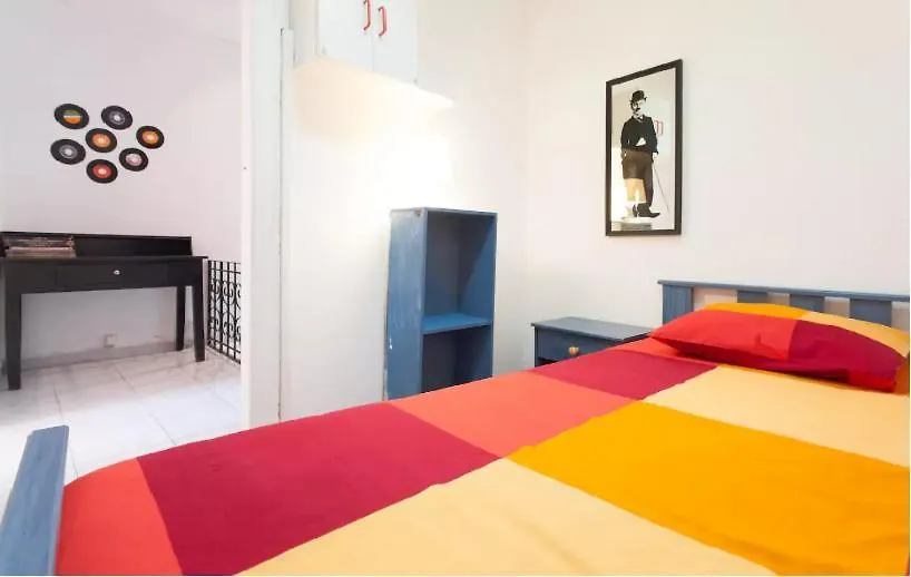 Duplex Alfama Apartment Lisbon 0*,
